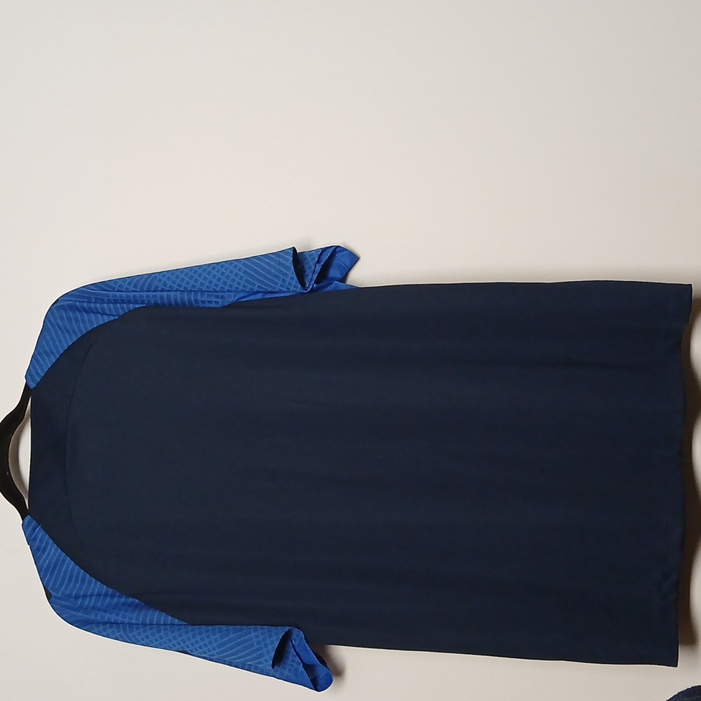 Nike Men size 2XL fit navy dri fit nwt Shortsleeves - Picture 3 of 9